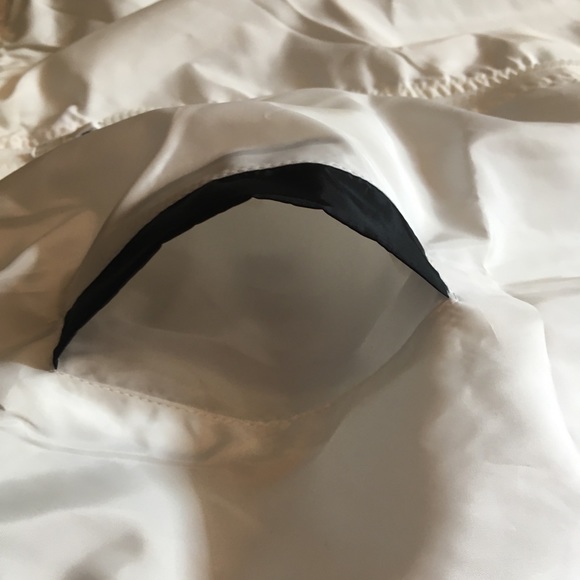 Windbreaker Jacket - Picture 5 of 9